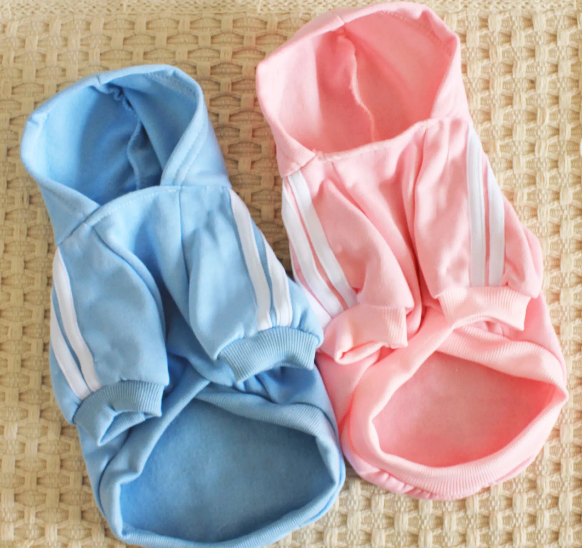 Chic Pet Hoodie - Comfortable Dog Wear