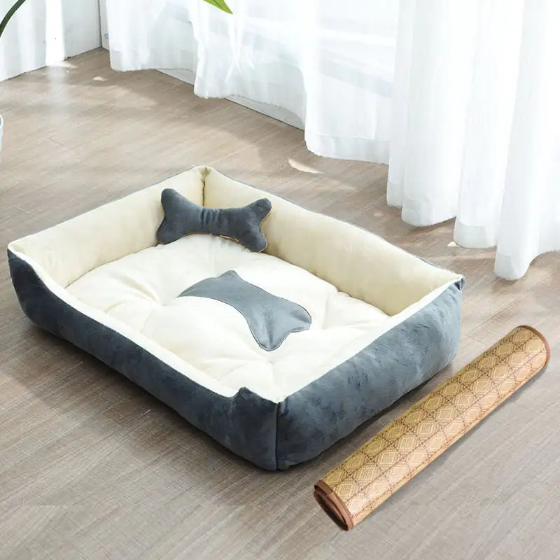 All-Season Cozy Retriever Bed