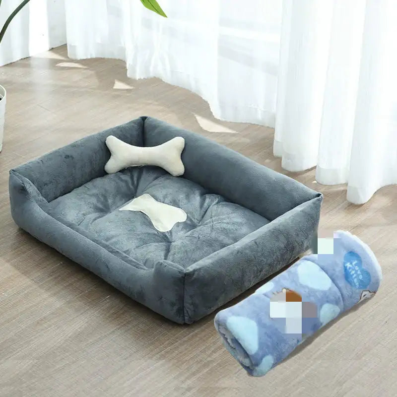 All-Season Cozy Retriever Bed
