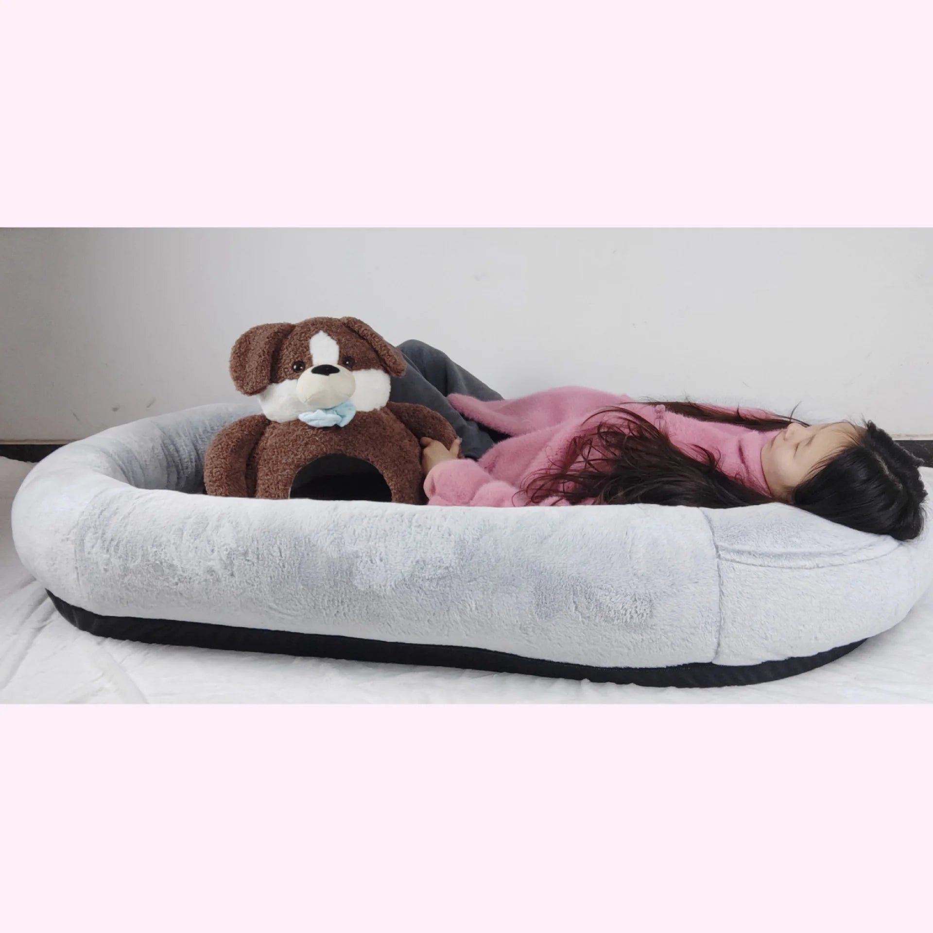 Giant Relaxation Dog Bed - Easy Clean