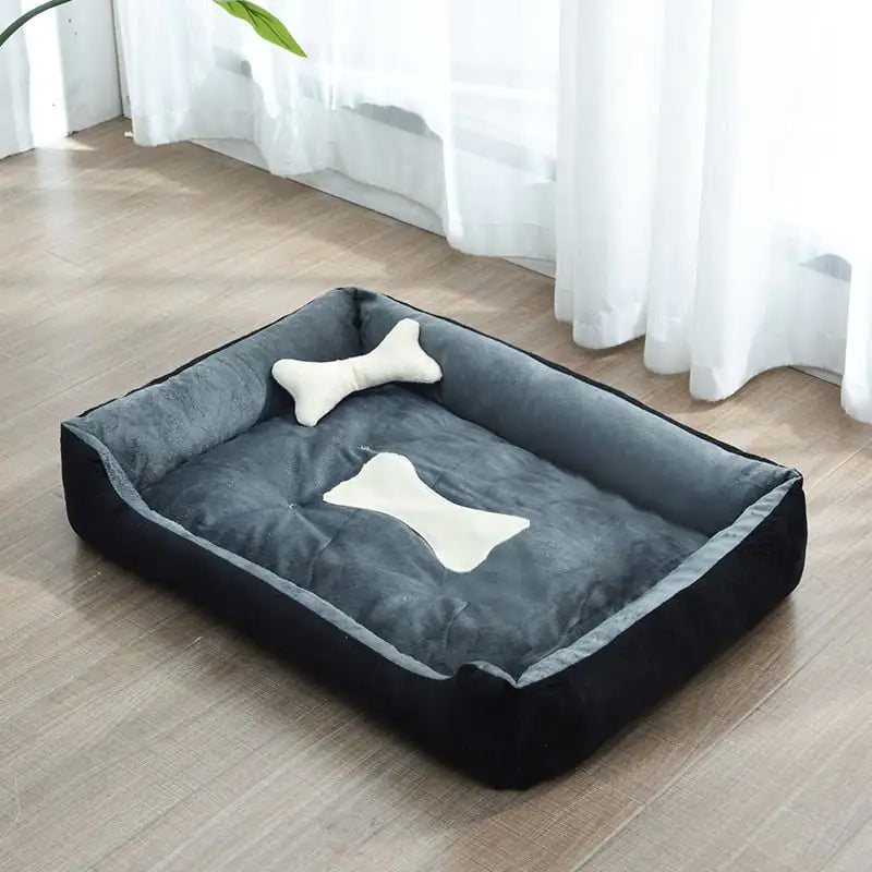 All-Season Cozy Retriever Bed