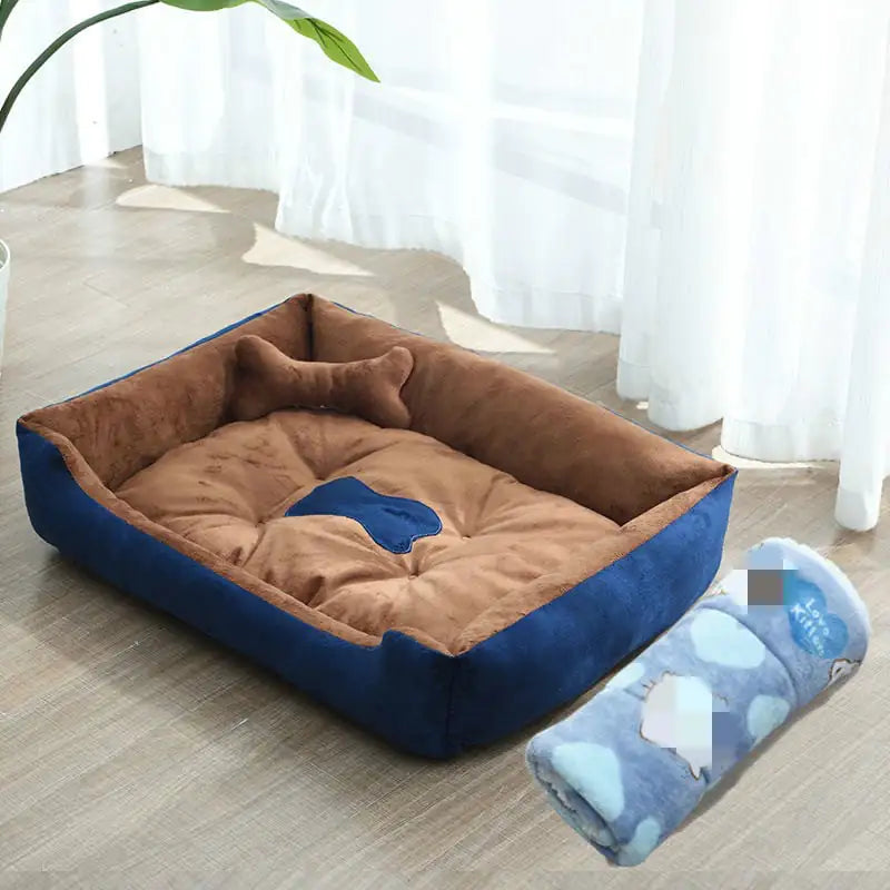 All-Season Cozy Retriever Bed