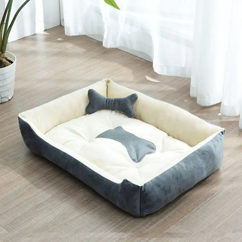 All-Season Cozy Retriever Bed