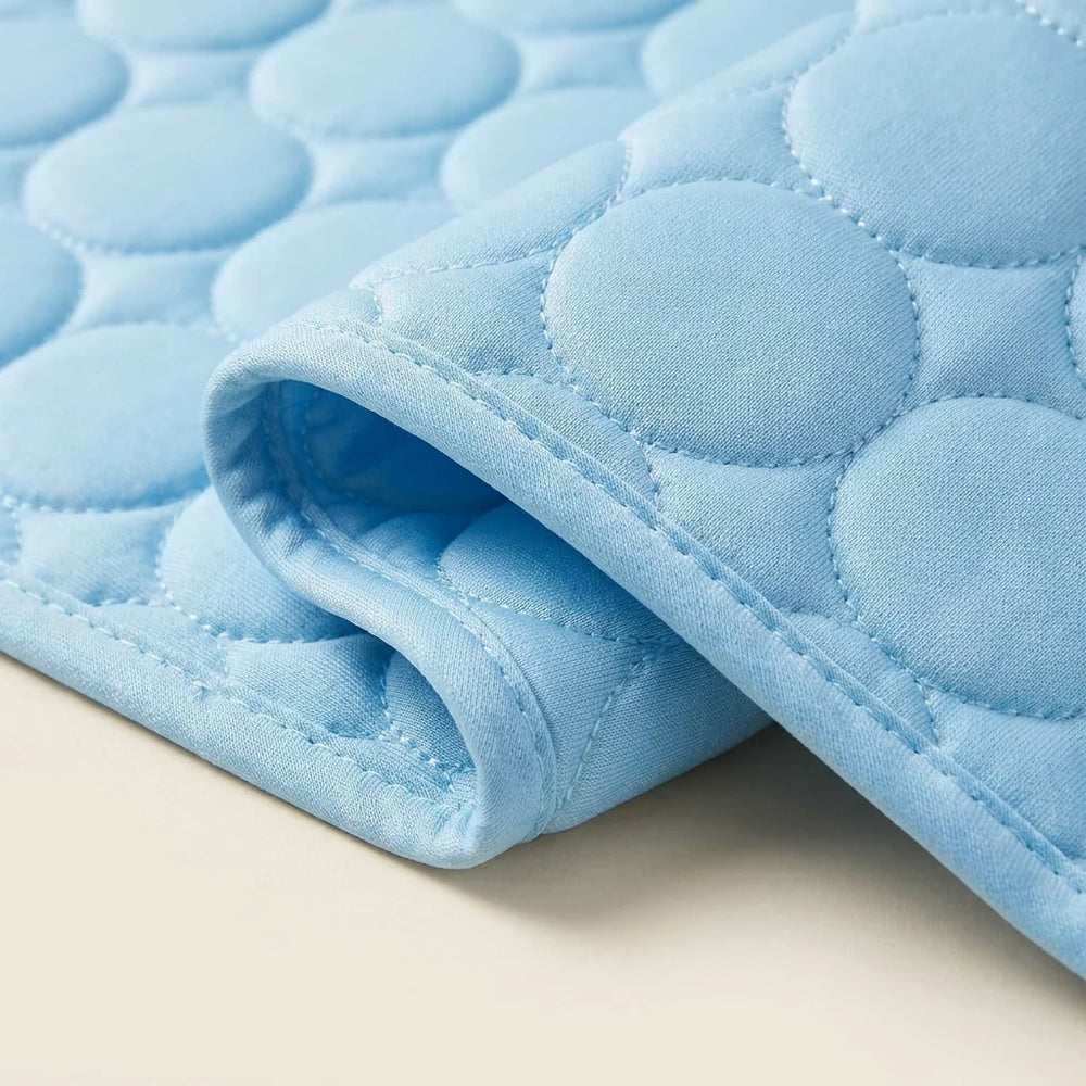 No gel. No cord. No freezer. Just a cooler place to lie.