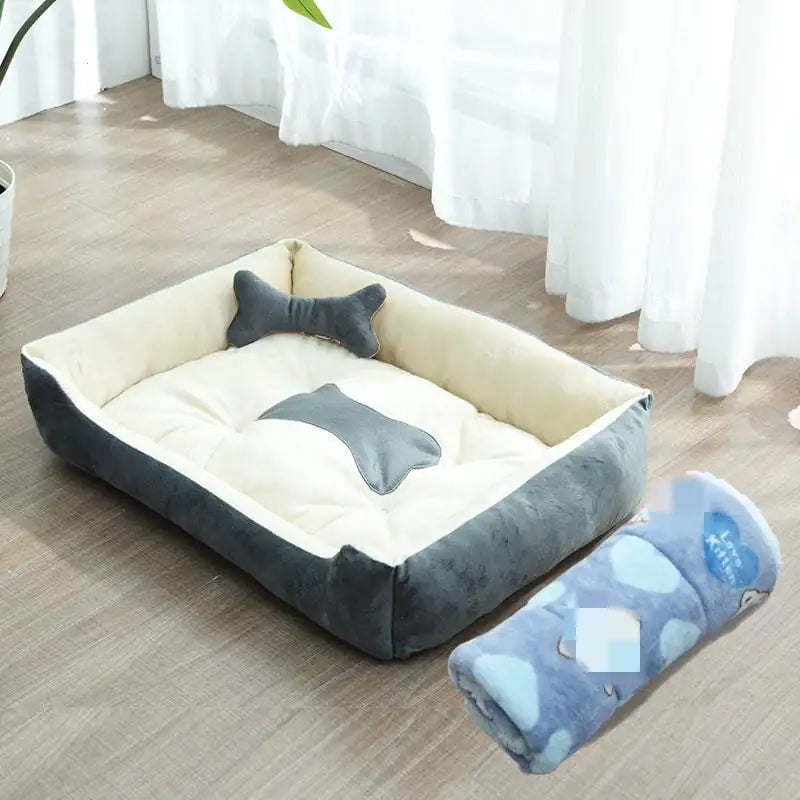 All-Season Cozy Retriever Bed