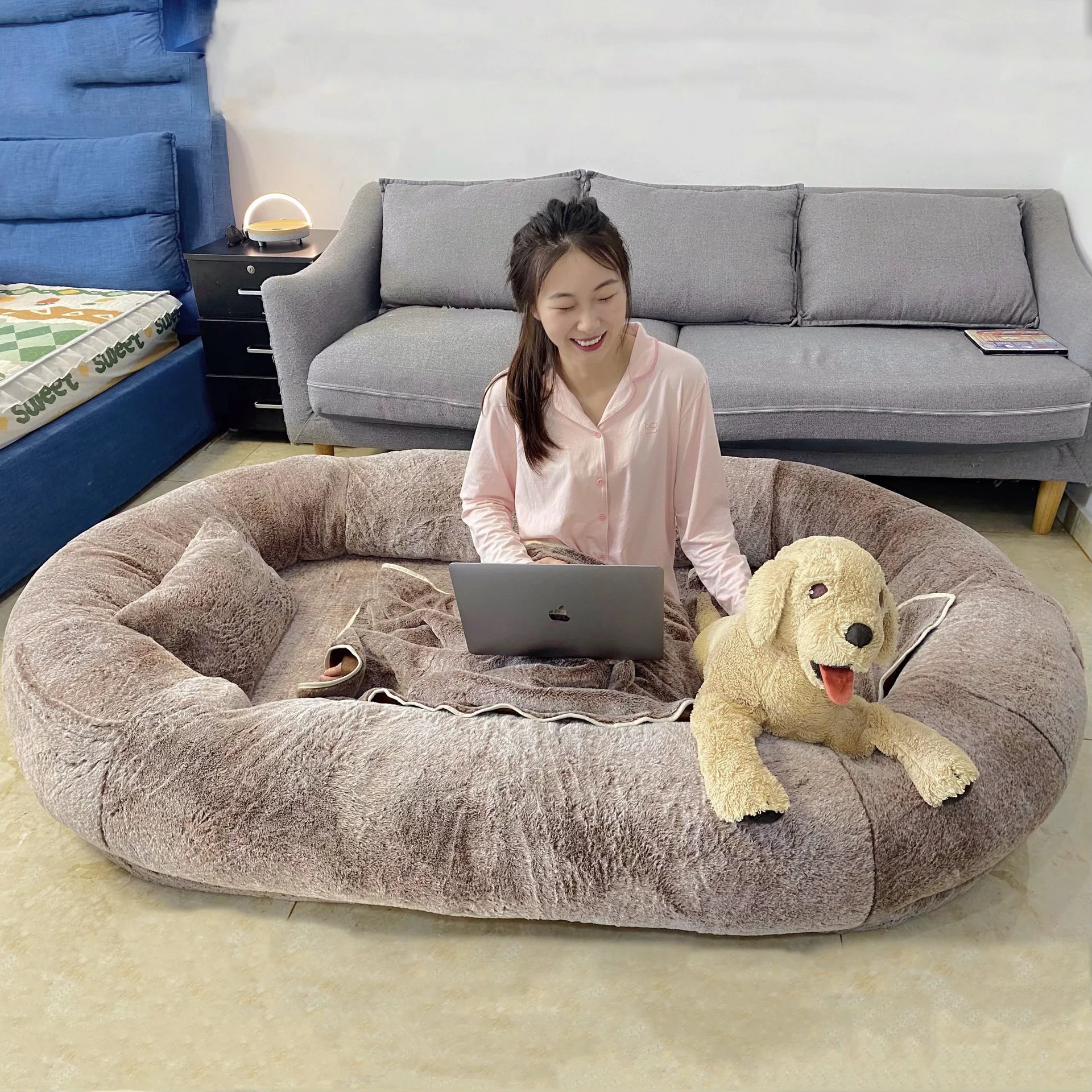 Giant Relaxation Dog Bed - Easy Clean